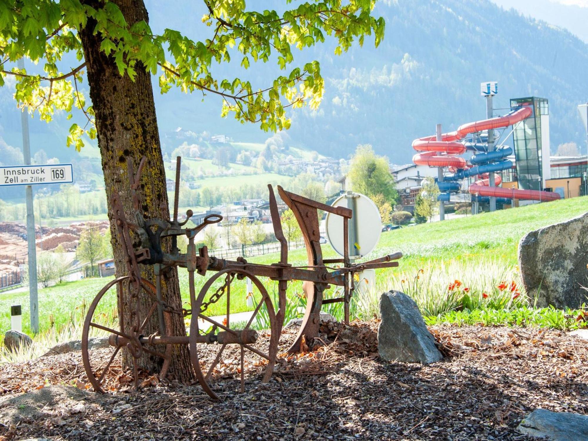 Holiday Flat Schwemberger, Fuegen Lägenhet Exteriör bild